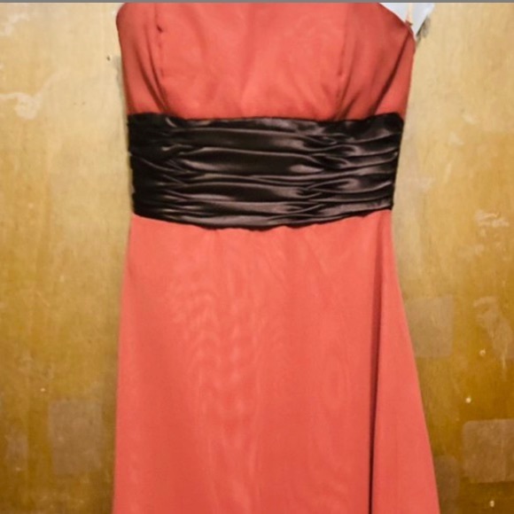 Vintage 90s/Y2K Red Strapless Dress - Picture 4 of 5